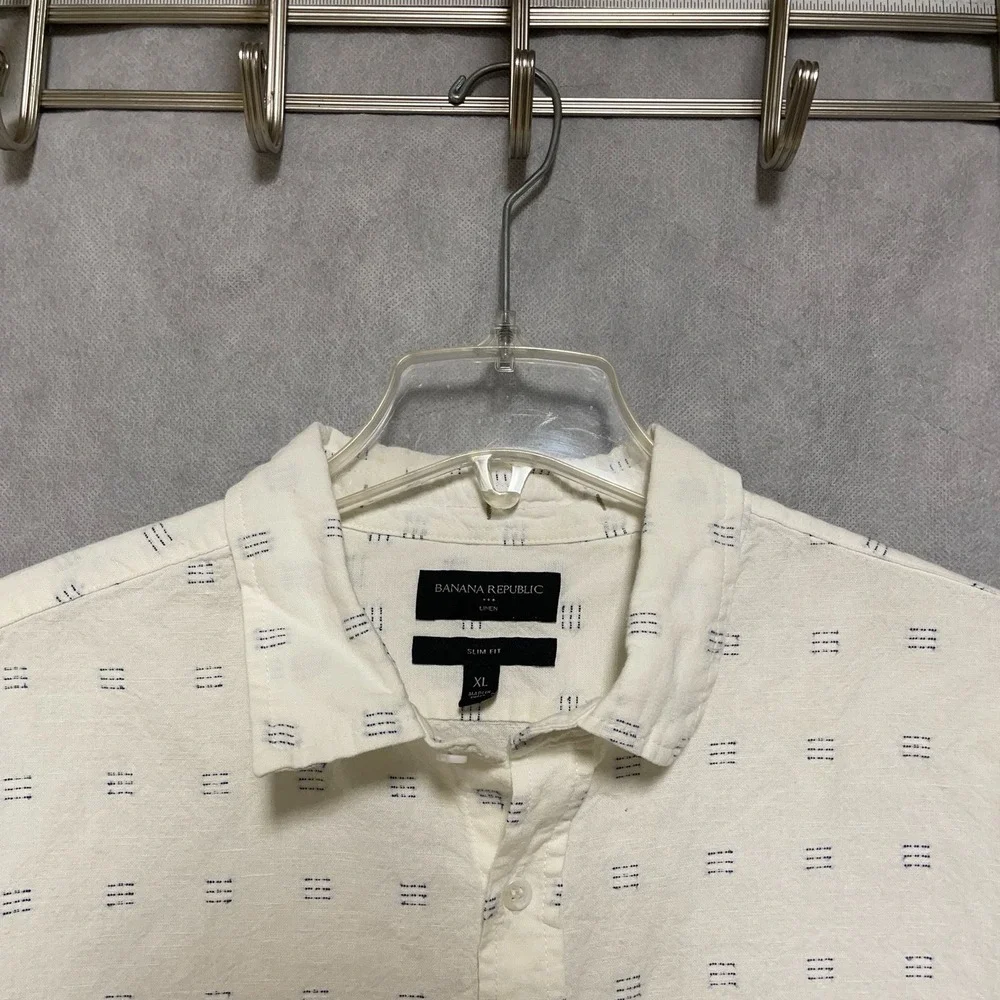 Banana Republic Shirt Men's XL Cream Linen Cotton Button Up Geometric AOP Preppy